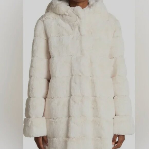 BCBG Jackets & Blazers - NWT!  Gorgeous BCBG Ivory Cream Faux Fur Coat Size M Orig. $428